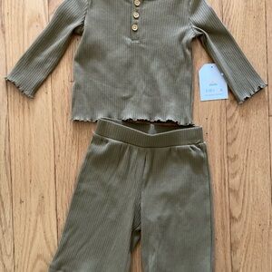 Kids Olive Green Ribbed Matching Set size 4T